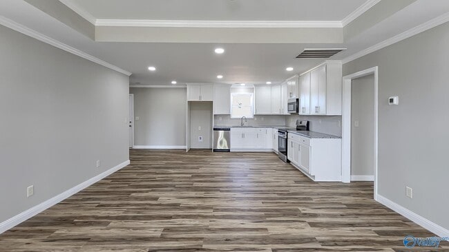 Building Photo - 9257 Stanford Rd