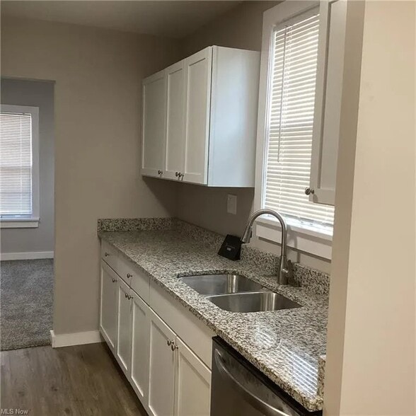 Building Photo - 3558 Cummings Rd