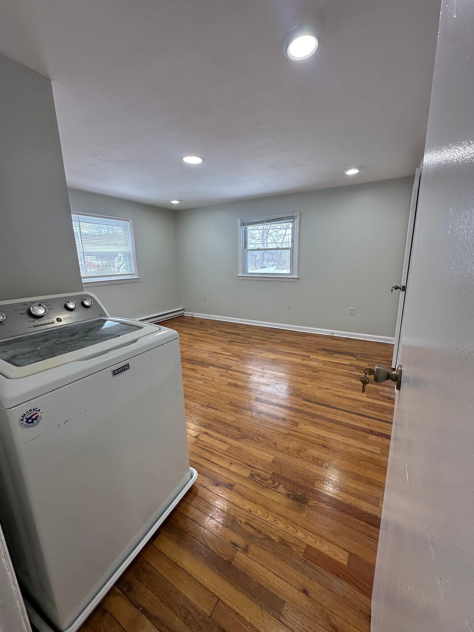 Building Photo - 211 Kent Rd