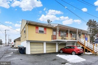 Building Photo - 105 W Main St