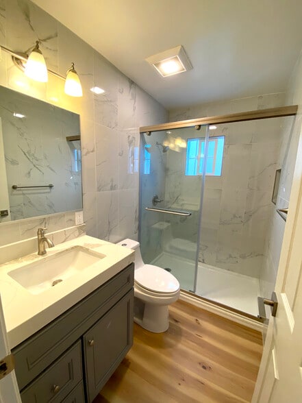 Building Photo - 6021 El Dorado St