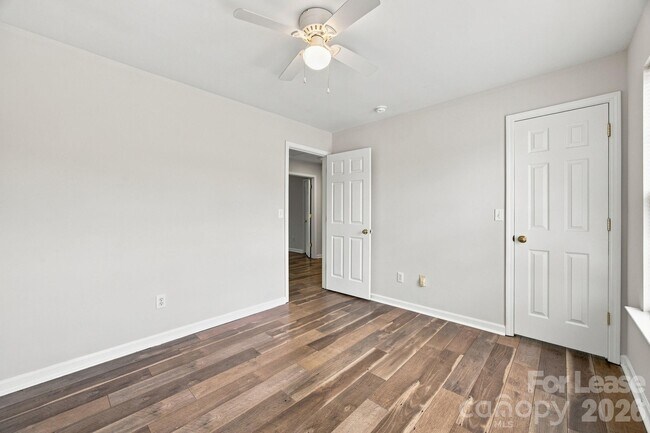 Building Photo - 1748 Chinchester Ln