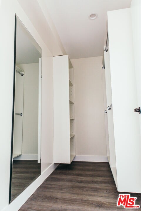 Building Photo - 1431 S Sherbourne Dr