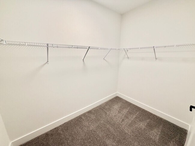 Building Photo - Beautiful NEW 2-Bed, 2- Bath Apartment in Rock Hill!