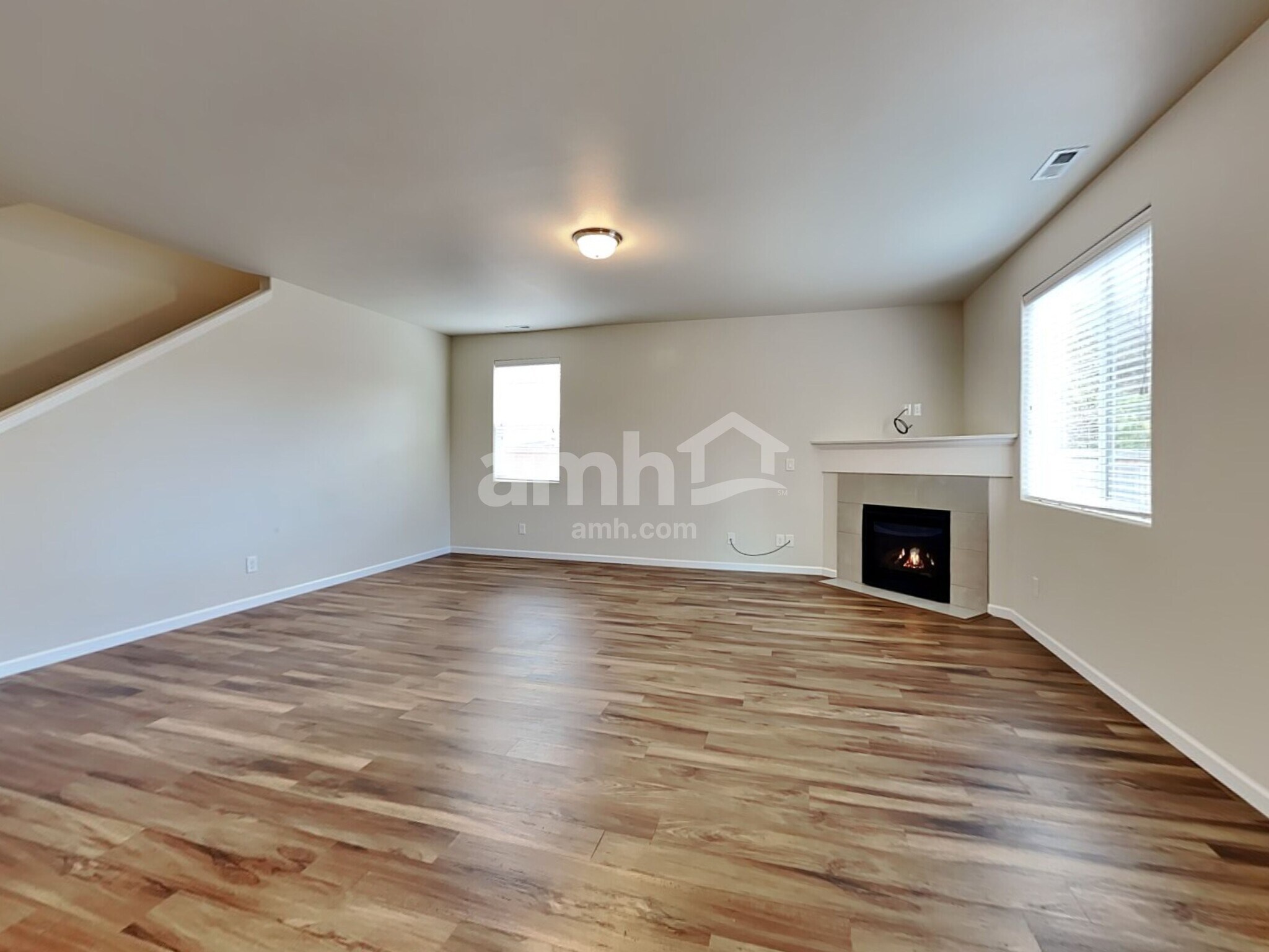 Building Photo - 455 McKinley St