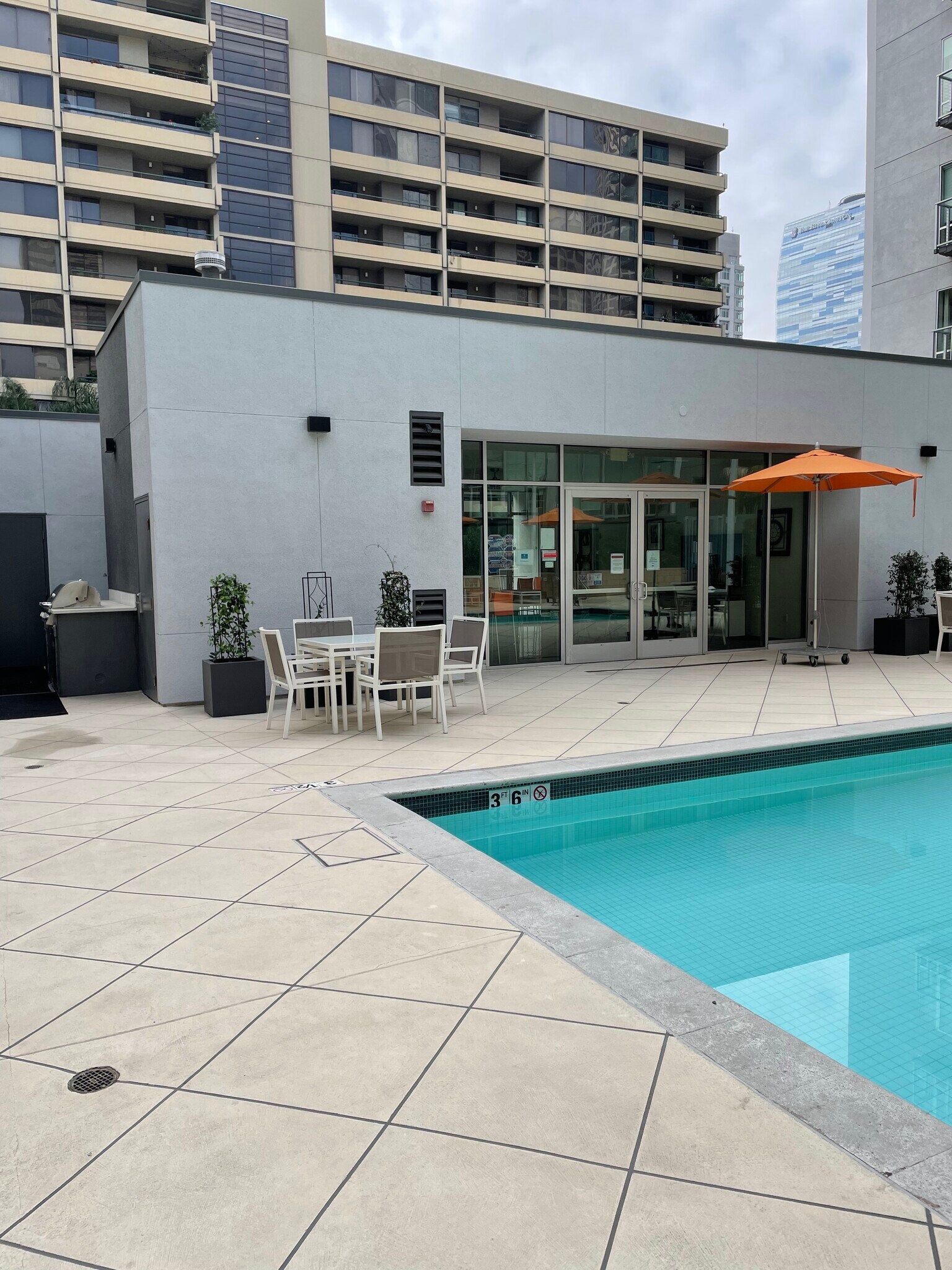 Pool and Club House - 645 W 9th St