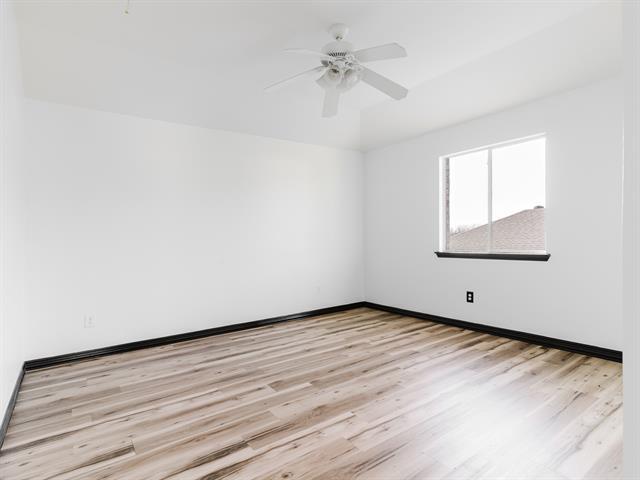 Building Photo - 1733 Elm St