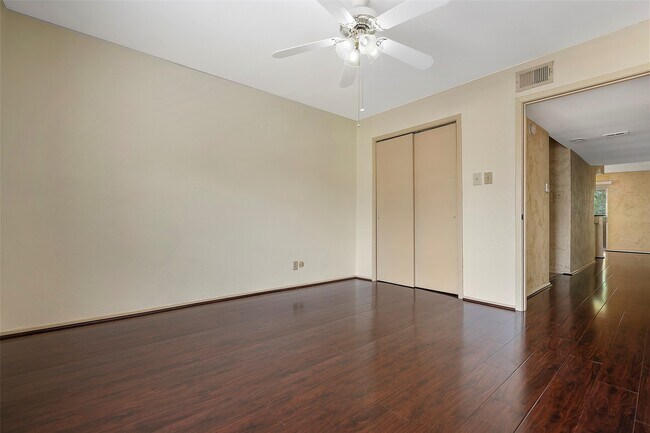 Building Photo - 14515 Wunderlich Dr