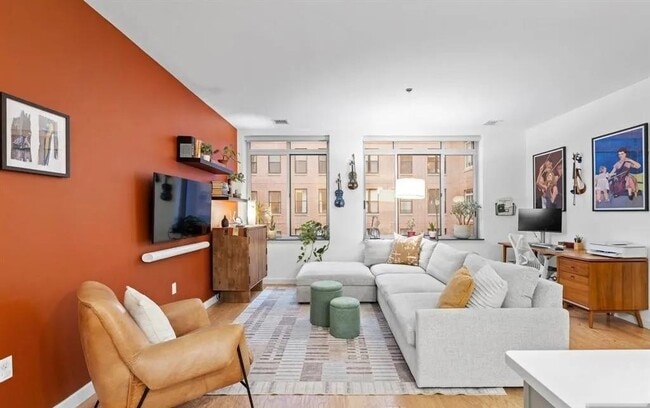 Building Photo - 25 McWilliams Pl