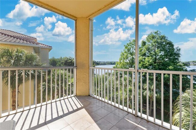 Building Photo - 1440 Lake Shadow Cir