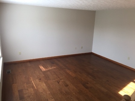 Building Photo - 2752 Stonebridge Ct