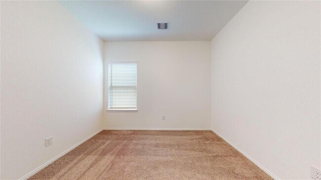 Building Photo - 7918 Chukka Dr