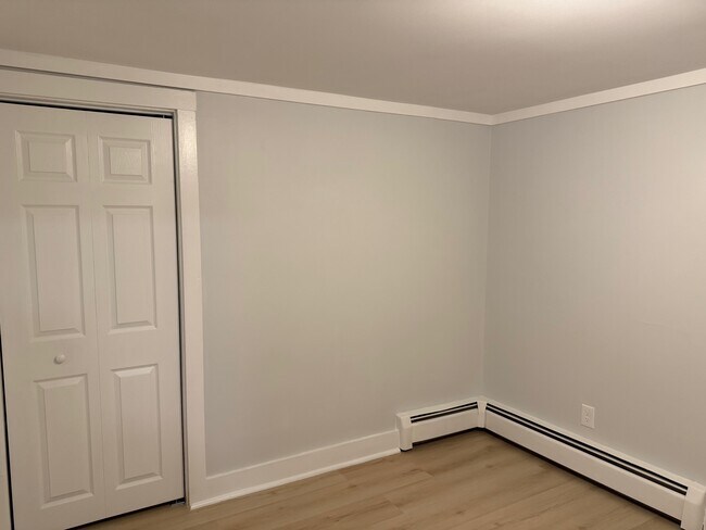 Building Photo - 5 Free St