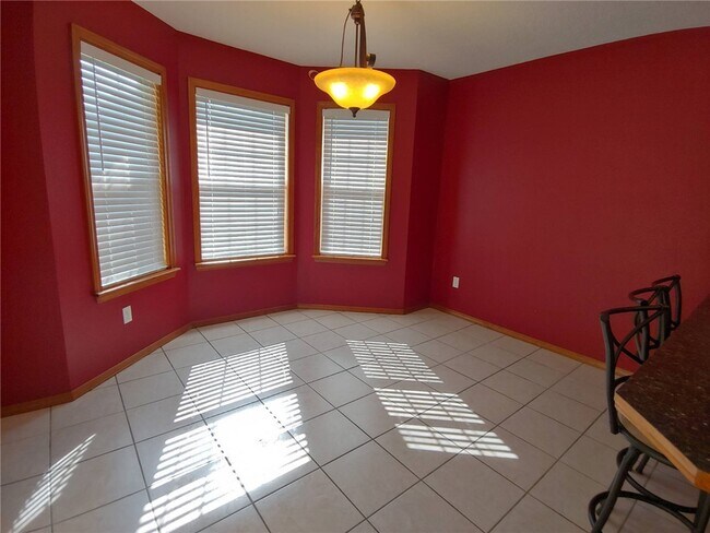 Building Photo - 2112 Ford St