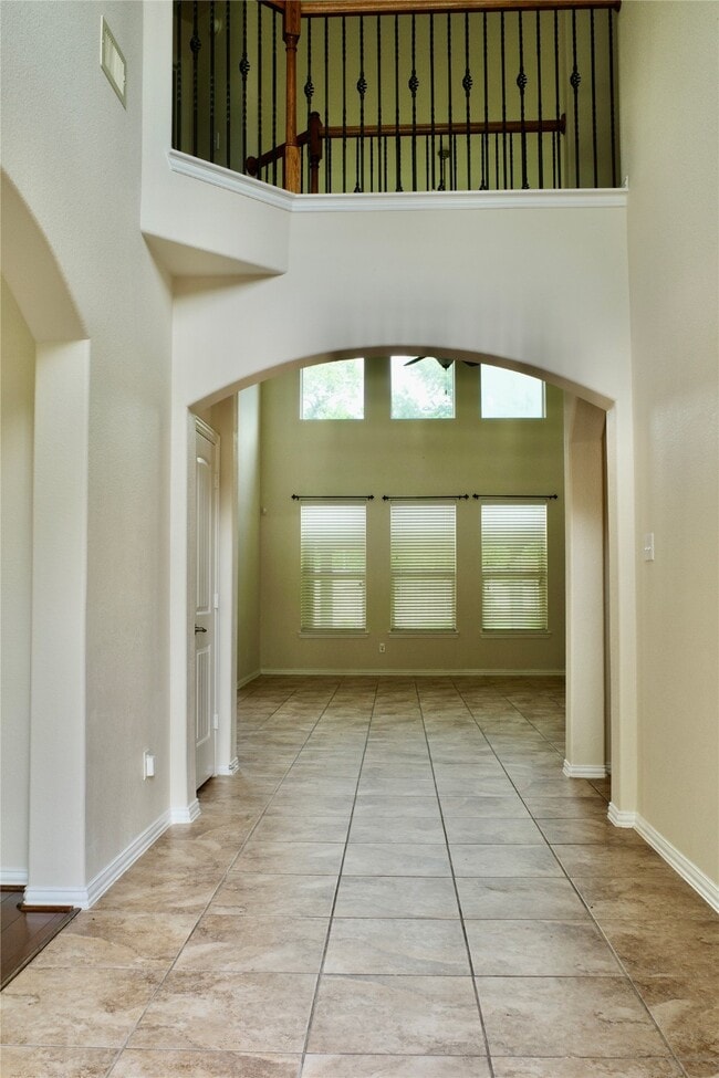 Building Photo - 20801 Sheridan Heights Ln