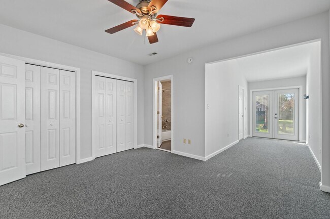 Building Photo - Must see in Eastport!