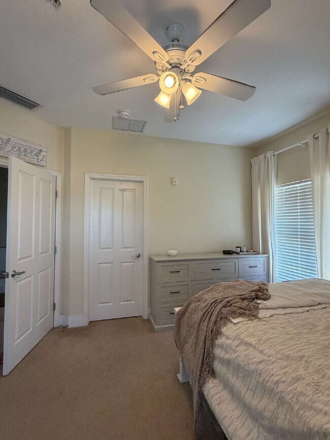Building Photo - Spectacular 2/2.5 Condo in the Oldsmar Galleria Town Center Lifestyle