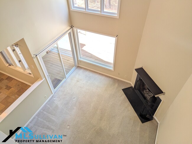 Building Photo - 4309 Pin Oak Dr