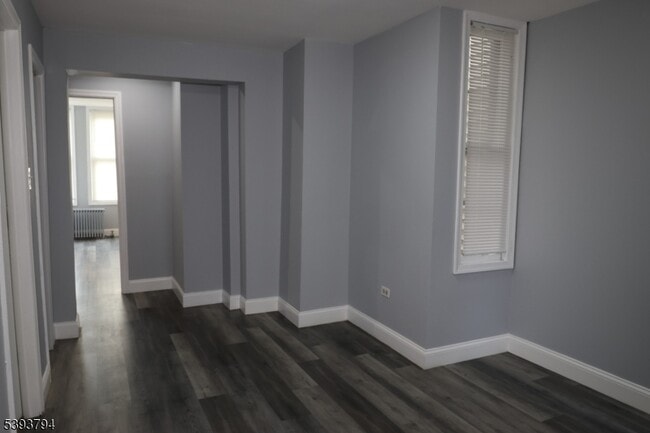 Building Photo - 140 Wakeman Ave