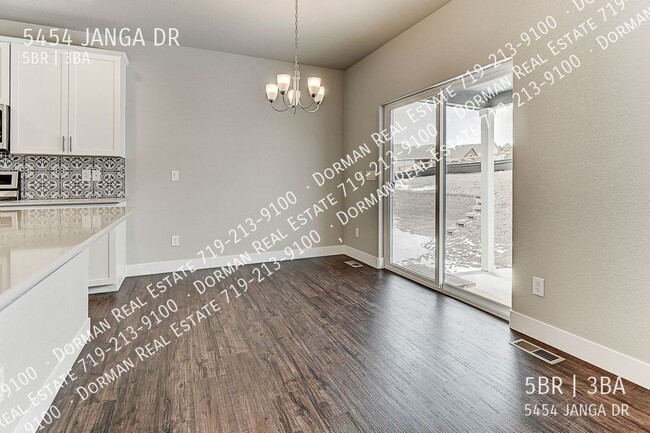 Building Photo - 5454 Janga Dr