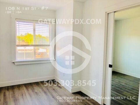 Building Photo - 108 N 1st St