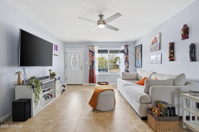 Building Photo - 1504 W Marlboro Dr