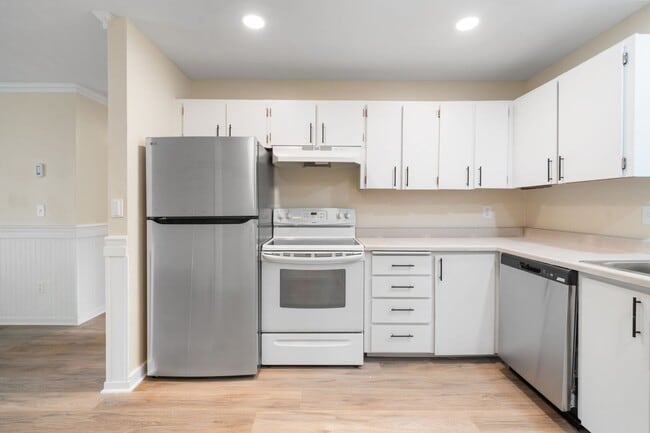 Building Photo - 2706 SE 138th Ave