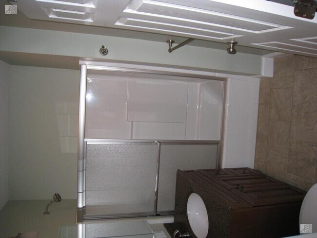 Building Photo - 3 bedroom in Brighton MA 02135