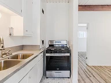 Building Photo - 128 Normandie Ave