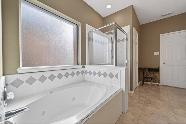 Building Photo - 18818 Flagstone Creek Rd