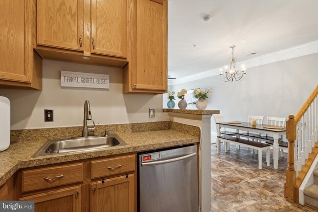 Building Photo - 15211 Lancashire Dr