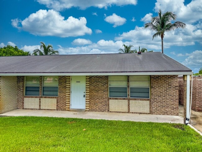 Primary Photo - 2682 Hinda Rd