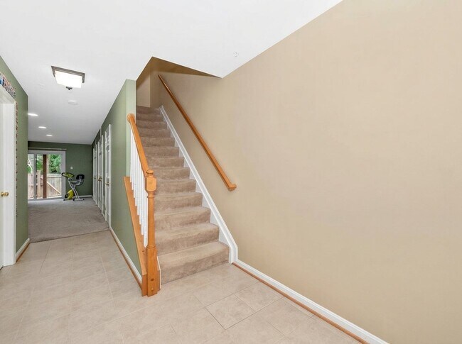 Building Photo - 505 Ellison Ct