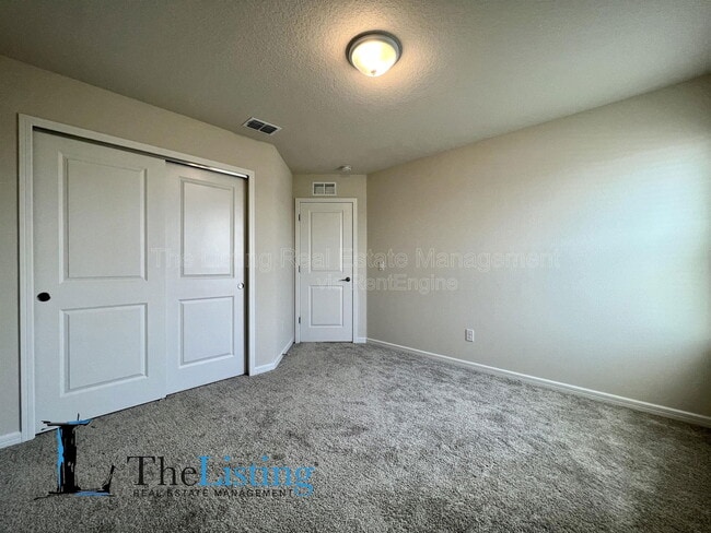 Building Photo - 2024 Cross Prairie Pkwy