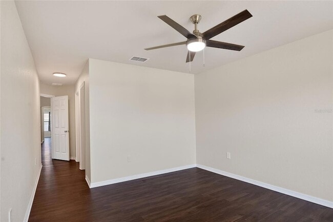 Building Photo - 780 Overlook Grove Dr