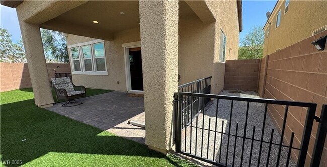 Building Photo - 6387 Ashland Crst St