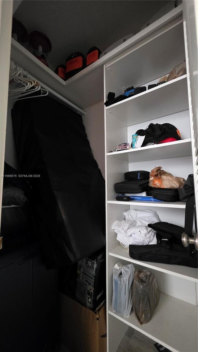 Building Photo - 5825 Collins Ave