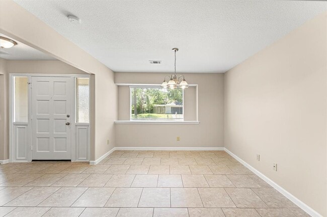 Building Photo - 17106 Telegraph Creek Dr