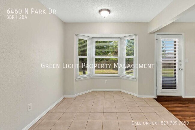 Building Photo - 6460 N Park Dr