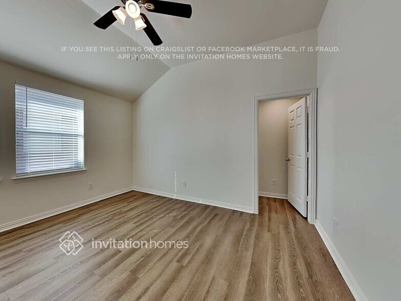 Building Photo - 1132 Ainsworth Dr