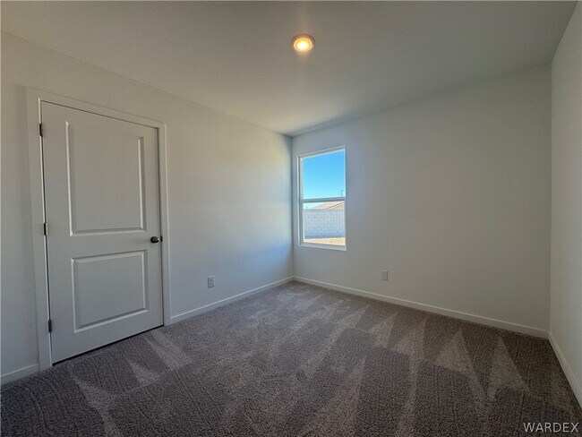 Building Photo - 1814 Aloe Ln