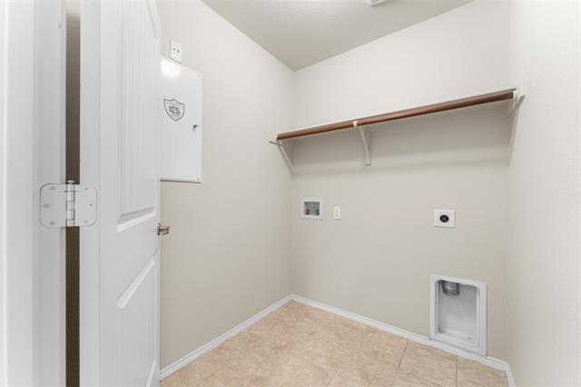 Building Photo - 9124 Wayne St