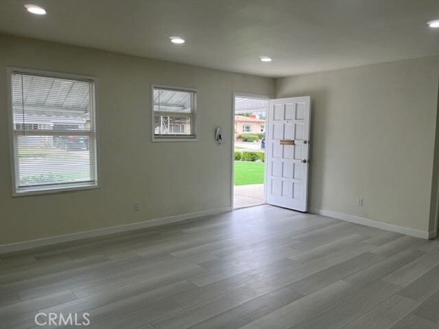 Building Photo - 688 Bridwell St W