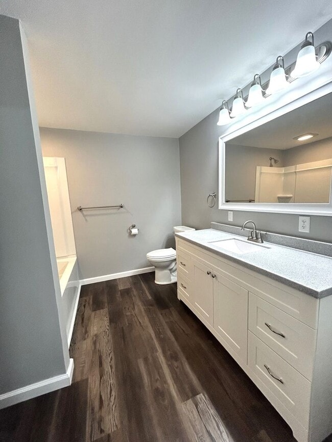 Building Photo - 2941 S 10th St