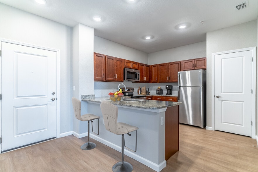 Building Photo - Riverbend Landings