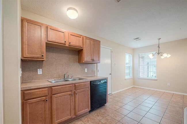 Building Photo - 17026 Cypresswood Glen Tr