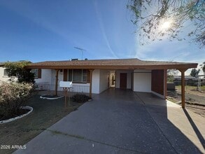 Building Photo - 12819 N 111th Dr