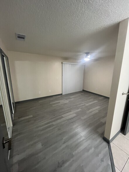 Building Photo - 218 Perth Ct