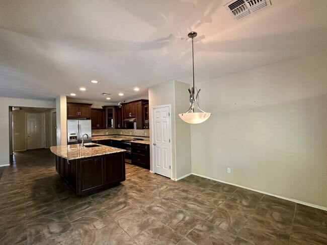 Building Photo - 4178 S White Dr