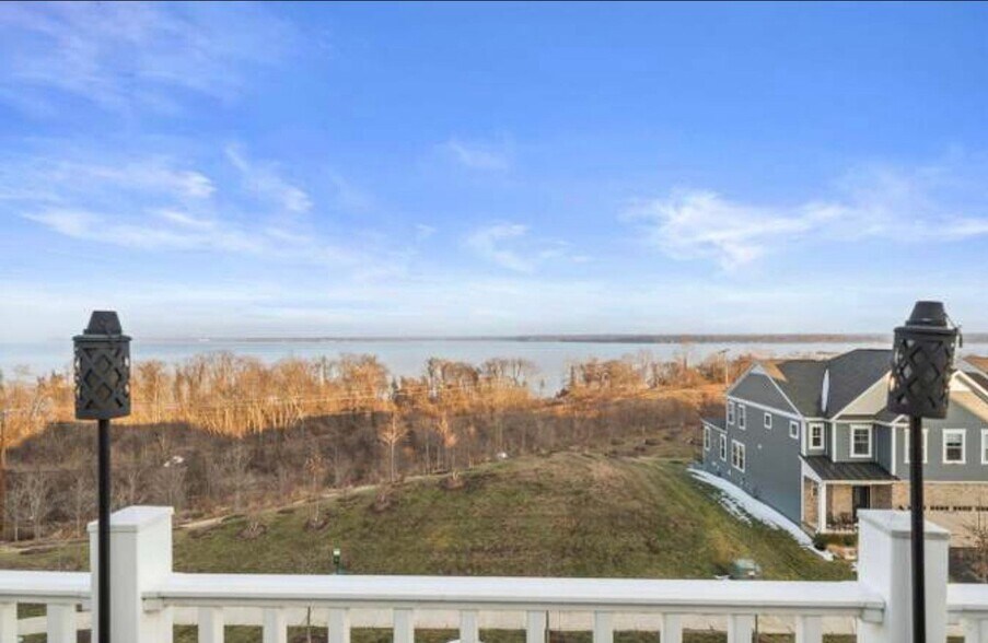 Building Photo - 1581 Sandpiper Bay Lp